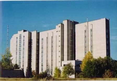 Главное здание ЦМСЧ №8 в Обнинске