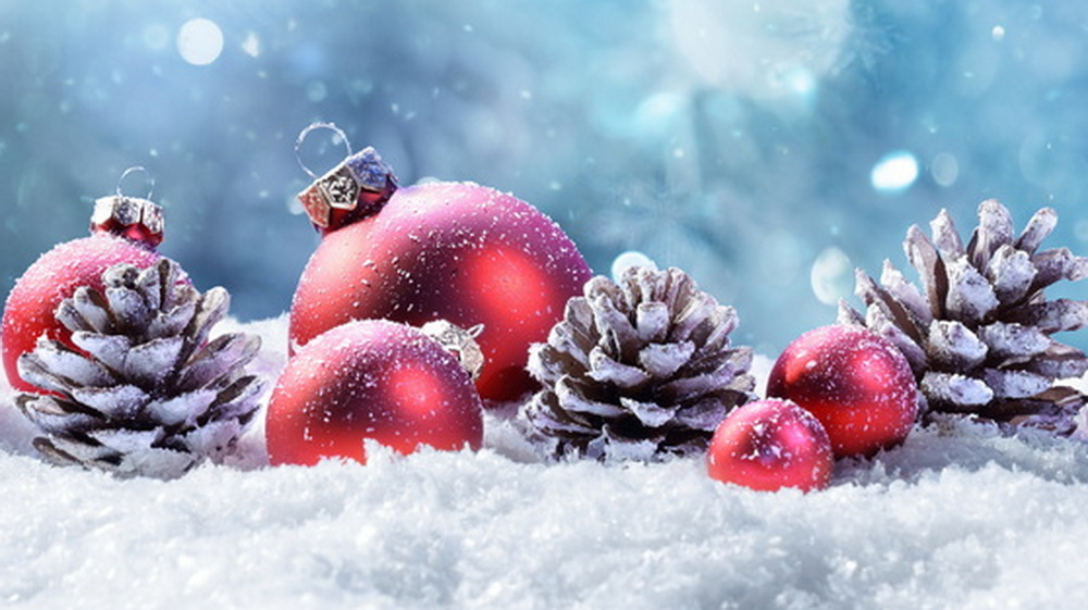 Дорогие друзья! Сердечно поздравляю вас с грядущими праздниками – Новым годом и Рождеством Христовым