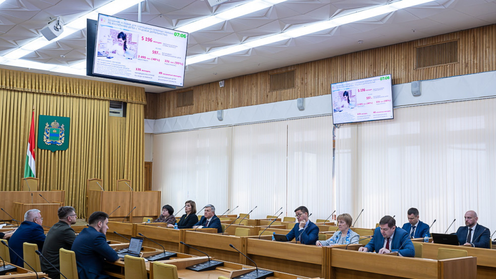 В Калужской области интересы женщин находятся под защитой органов власти и общественных объединений