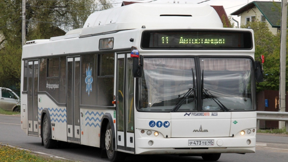 Ночные рейсы автобусов в Пасху