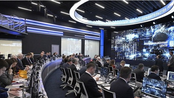 Владислав Шапша принял участие в обсуждении кадровой обеспеченности отечественной  экономики