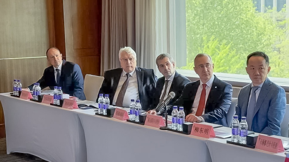 Делегация Калужской области во главе с губернатором Владиславом Шапшой начала свою работу в Китае