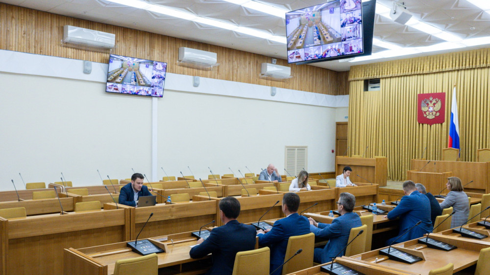 Жители Калужской области сообщили о последствиях циклона «Бернадетт» и сложностях в подаче документов для поступления в образовательные организации